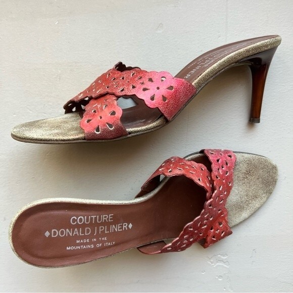 Couture by Donald J. Pliner Distressed Red Leather Heeled Slide Sandal Women 7.5 - Picture 12 of 13